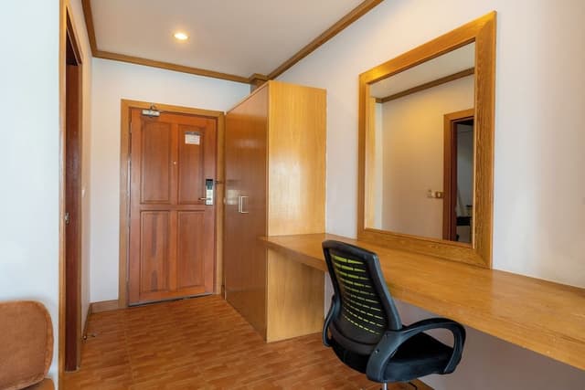 Deluxe Double or Twin Room with Lake View