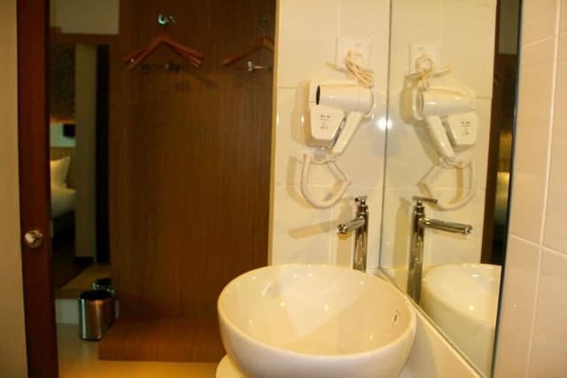 Premier Twin Room