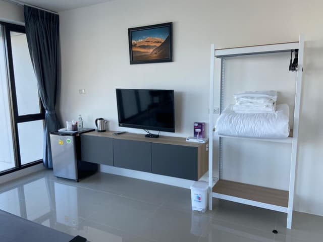 Town 1 Deluxe Single Room