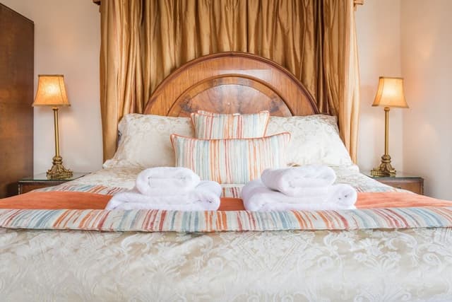 Double Room, Ensuite (The Langdale)