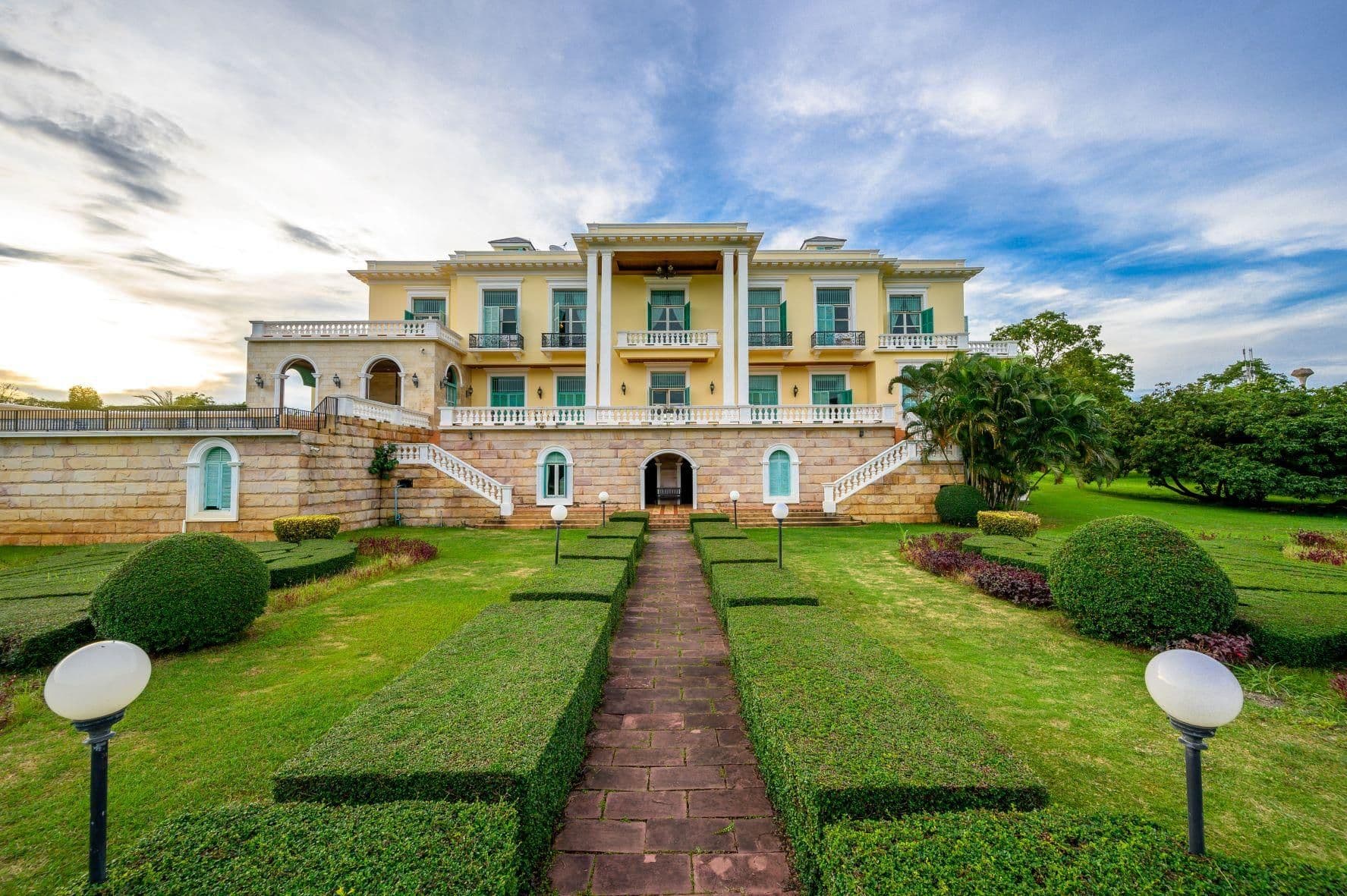 โรงแรมชาโต เดอ เขาใหญ่