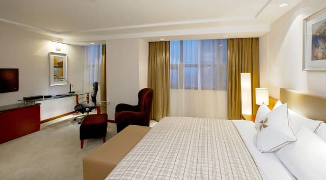Deluxe Room, 1 King Bed