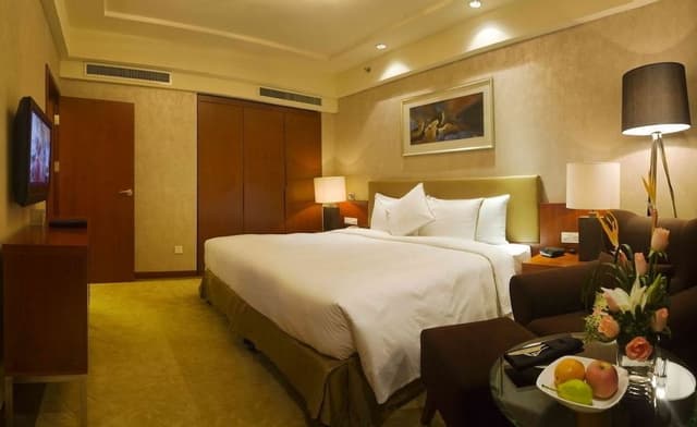 Deluxe Suite
