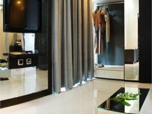 Long Beach Luxury Villas