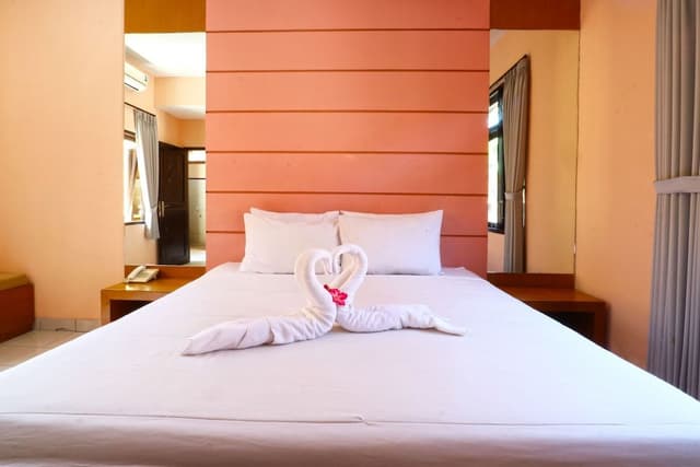 Anggrek Room
