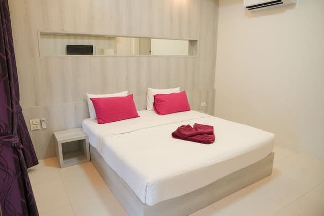 Standard Room, Garden View