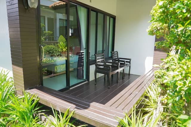 Classic Villa, Garden View
