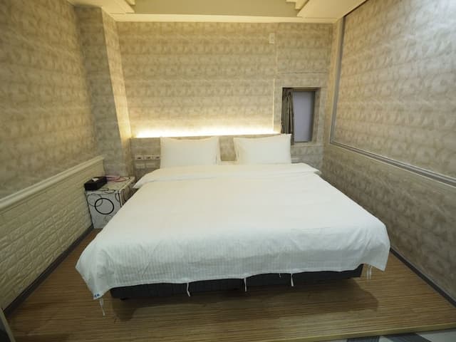 Classic Double Room