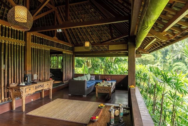 Deluxe Bungalow