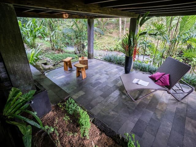 Premium Bungalow