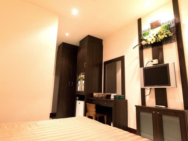 Comfort Double or Twin Room, City View