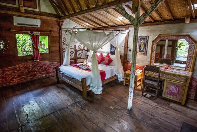 Family Bungalow Deluxe (with AC)