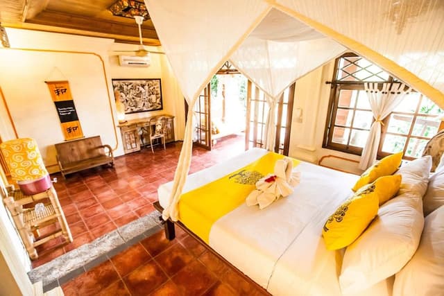 Deluxe Room (With AC)