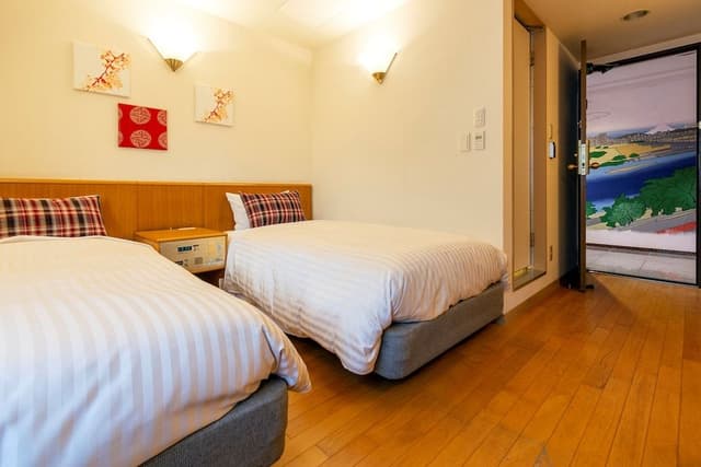 Twin Room Single Use, Non-Smoking