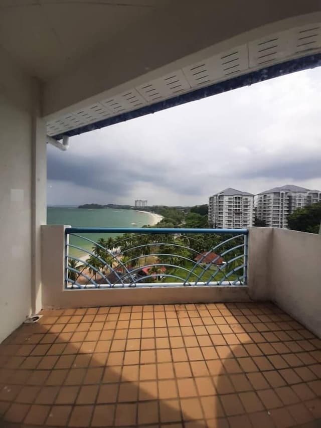 2 Bedroom Apartment - Sea View