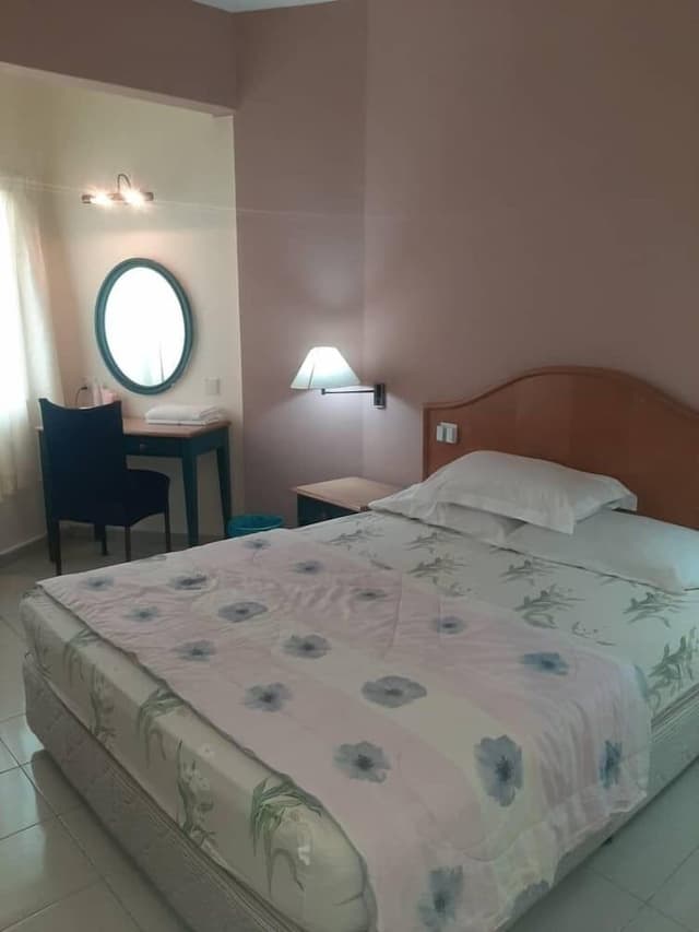 2 Bedroom Apartment - Sea View