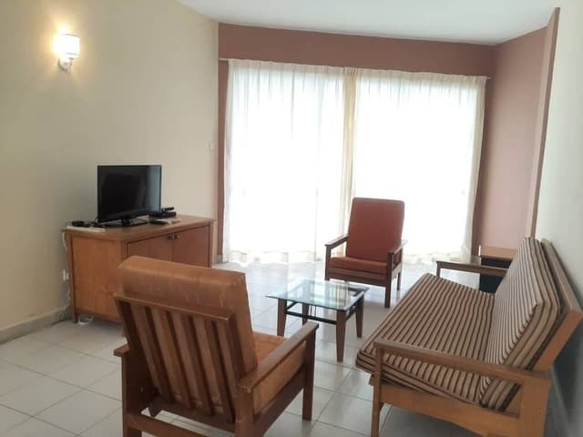 2 Bedroom Apartment - Sea View