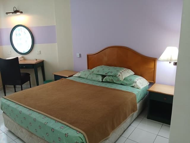 2 Bedroom Apartment - Sea View