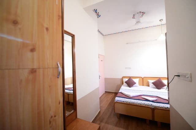 Comfort Double Room, 1 King Bed, Mountain View