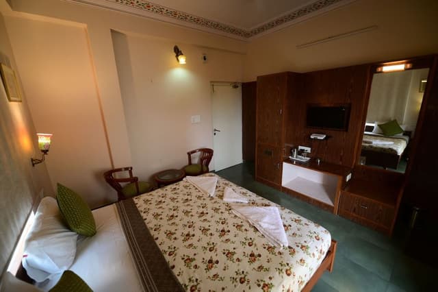 Deluxe Double Room, 1 Double Bed, Mountain View