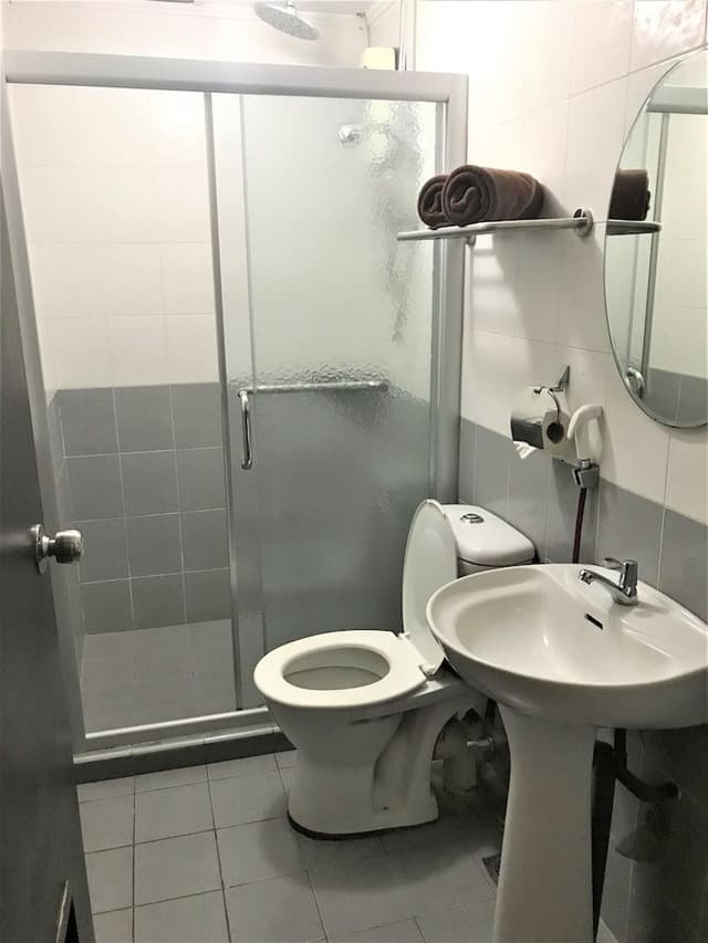 Standard Twin