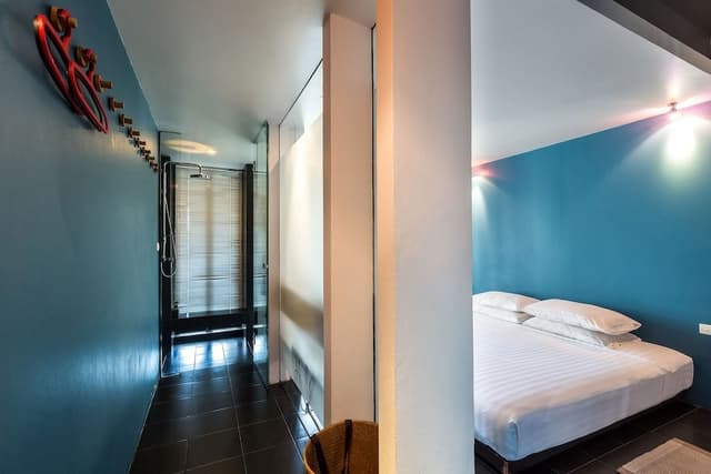 Standard Room, 2 Twin Beds, Canal View