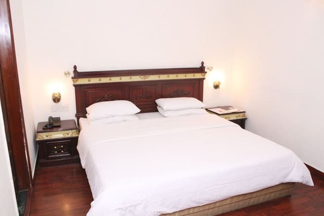 Suite, 1 Queen Bed