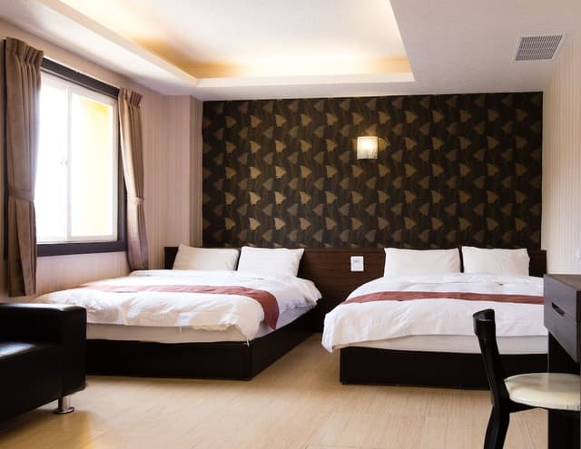 Quadruple Room, Mountain View