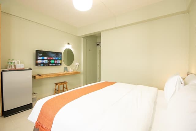 Standard - 1 Double Bed, Non-Smoking