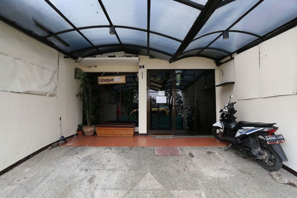 Unique Guesthouse 1 Pasar Baru Unique Guesthouse 1 Pasar Baru