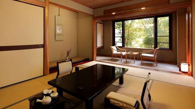 Japanese Style - Non-Smoking