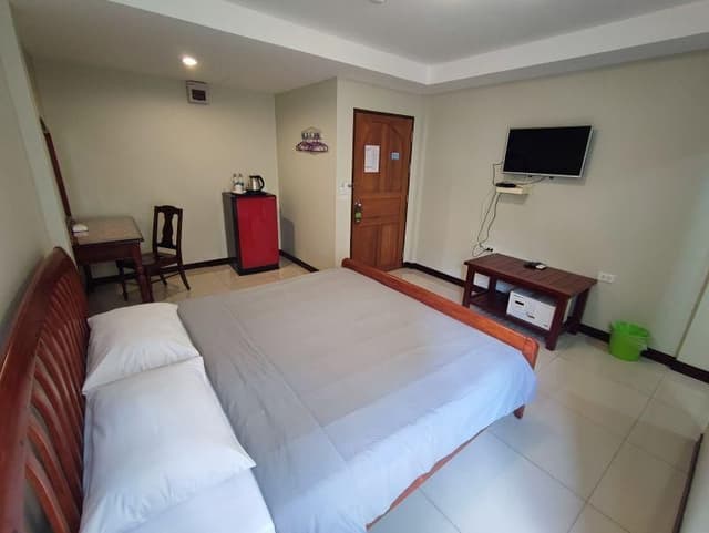 Double - King Bed