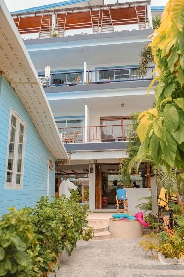 Double Room with Partial Sea View