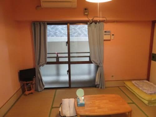 Japanese-Style Single Room
