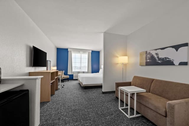 1 KING BED WITH SOFABED