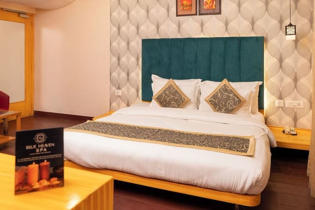 Super Deluxe Room