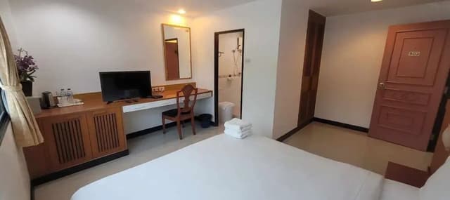 Superior Double Room, City View