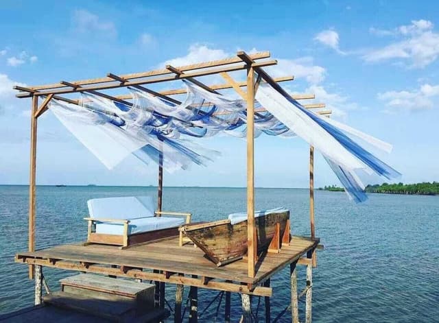 Wooden Sea View Room