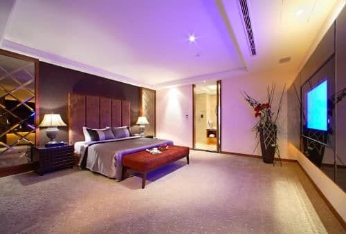 Business Double Room with Spa Bath - Addition Parking Space Accessible