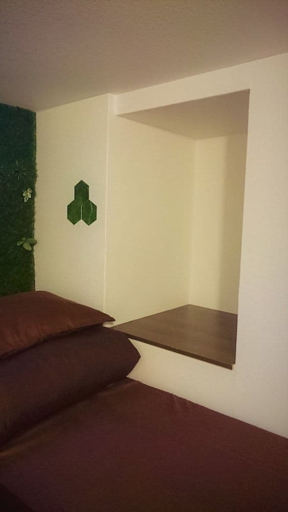 Junior Double or Twin Room, 2 Twin Beds, Non Smoking, Shared Bathroom