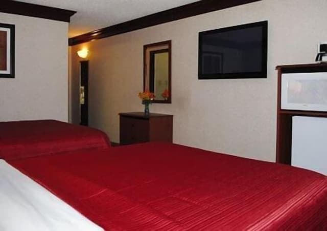 Standard Room, 2 Queen Beds, Non Smoking
