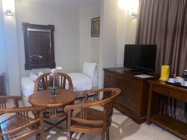 Executive Room