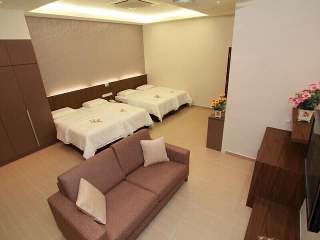 Deluxe Quadruple Room