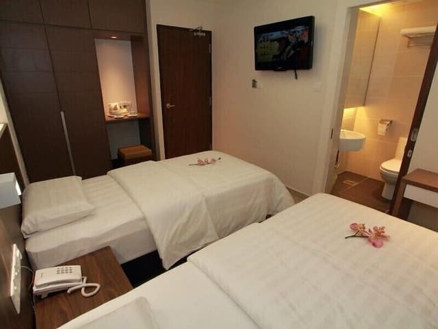 Deluxe Twin Room