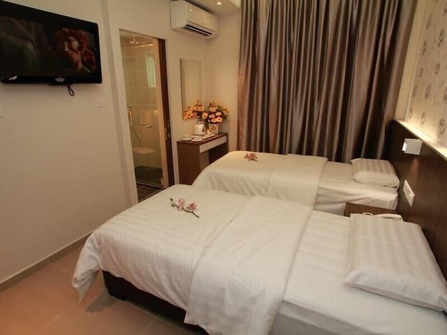 Deluxe Twin Room
