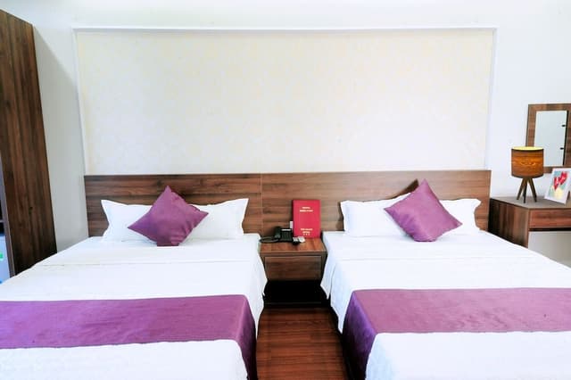Luxury Quadruple Room, 2 Double Beds, Non Smoking, Mountain View