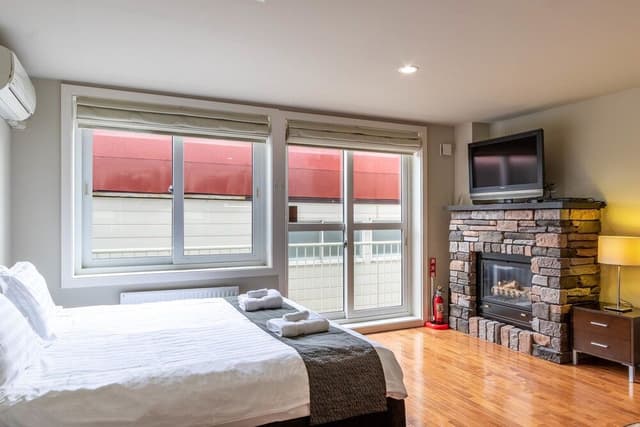 Studio Apartment (Main Floor)