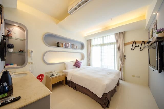 Double Room (201 301)