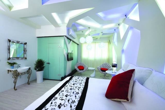 Double Room (Snow Genie)