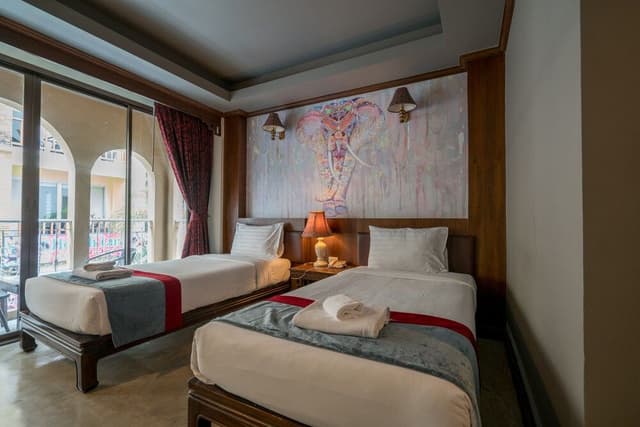 Standard Twin Room